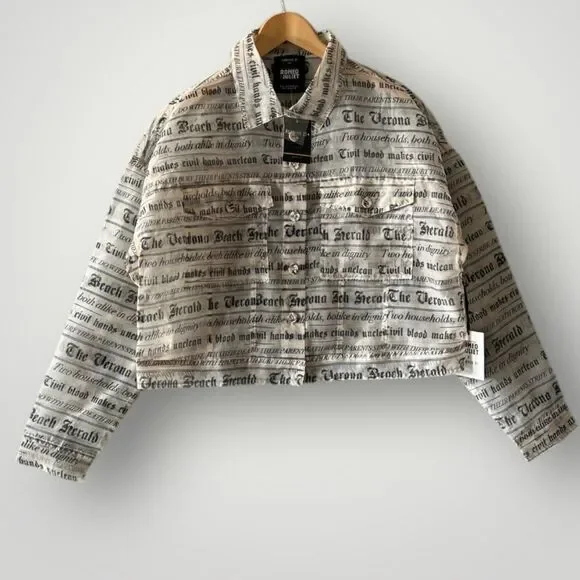 🎉5 for $45🎉NWT Forever 21 Rome & Juliet Top Blouse Size 0X News Paper Print - Picture 3 of 11